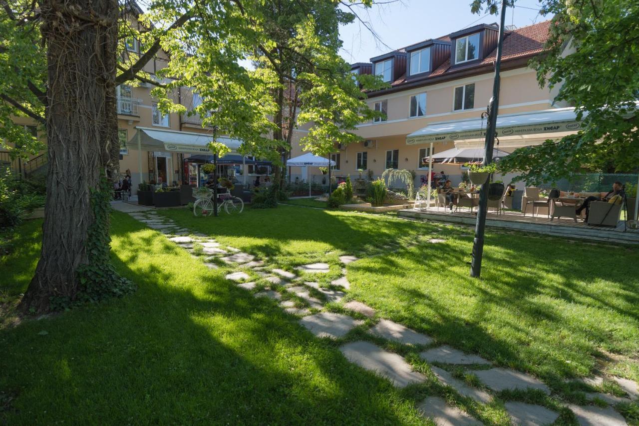Вила Петрович Hisarya Luaran gambar